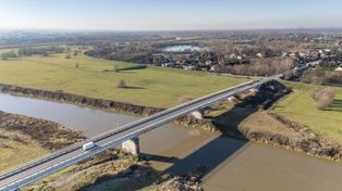 Kraków: Miasto przejęło zarząd nad mostem łączącym go z Niepołomicami. Czy będzie potrzebny tu remont? To się jeszcze okaże