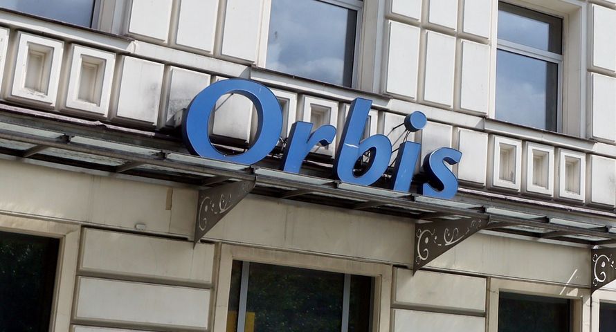 Znika kultowa marka turystyczna. Polacy podróżowali z nią przez dekady