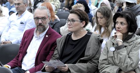 Kijowski atakuje posłów PiS na Twitterze. Mówi o kłamcach