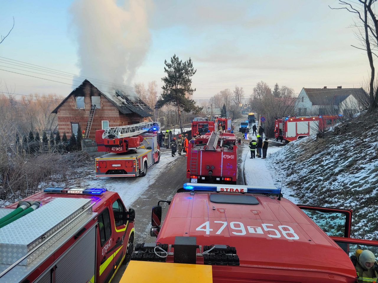 Tragedia w Dacharzowie. Pożar pochłonął życie starszej kobiety