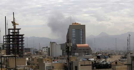Izrael uderza w centrum Teheranu. Seria nalotów odpowiedzią na atak