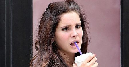 Lana Del Rey: "Spałam z wieloma sławnymi facetami!"