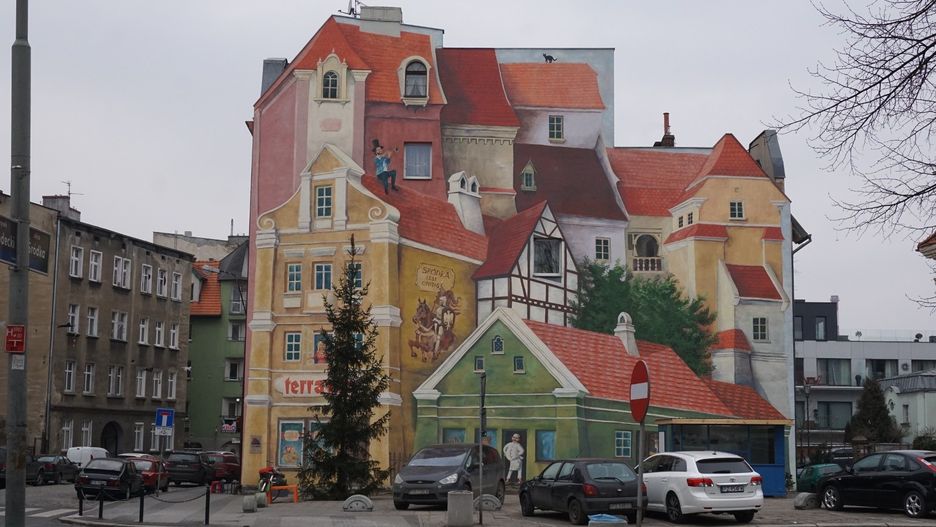 Mija równo 10 lat od odsłonięcia jednego z największych i najpopularniejszych murali w Poznaniu.