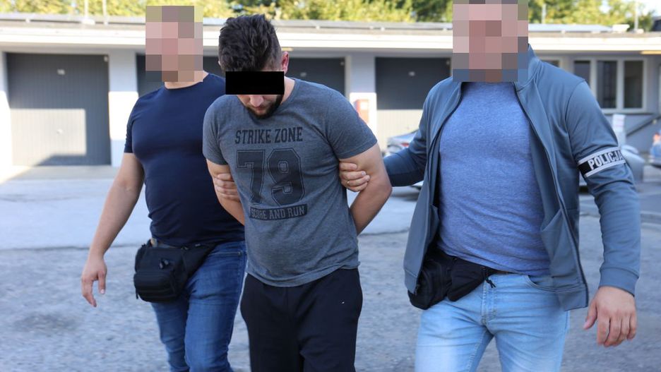 Policja zatrzymała sprawców napadu