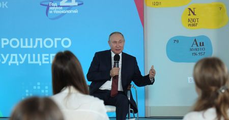 Uczeń wytknął błąd Putinowi. Został pochwalony przez nauczycielkę