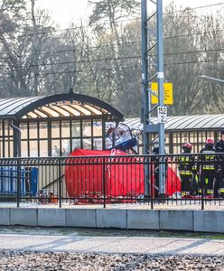 Dramat w Puszczykowie. Karetka utknęła na torach. Jest wyrok w głośnej sprawie