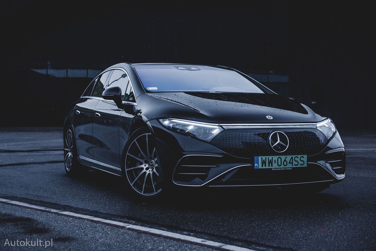 Mercedes stawia na elektromobilność