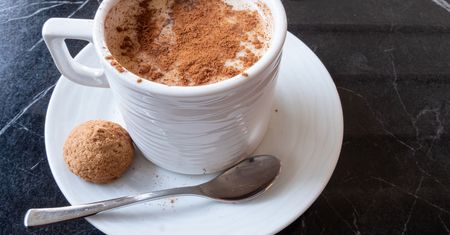 Salep – właściwości, historia i przepis na napój