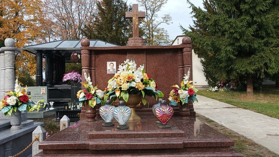 Romskie groby na cmentarzach Łodzi i okoli