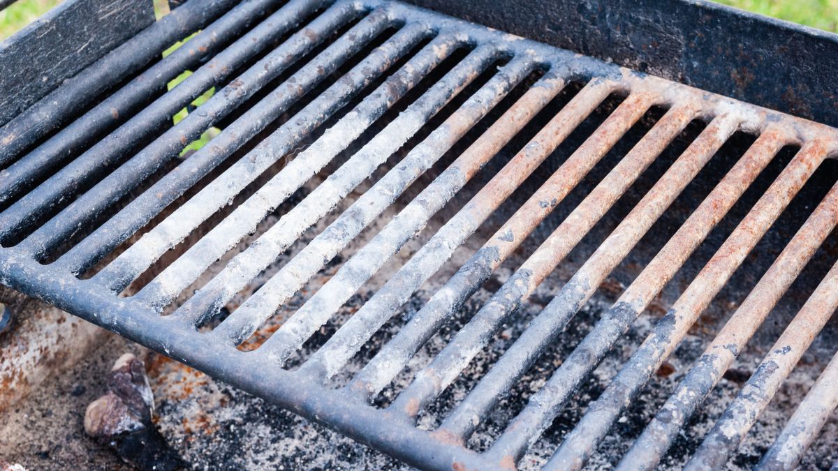 Jak wyczyścić grilla?