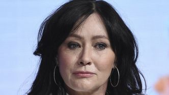 Shannen Doherty ma przerzuty do mózgu. Paparazzi "przyłapali" walczącą z rakiem aktorkę na randce (ZDJĘCIA)