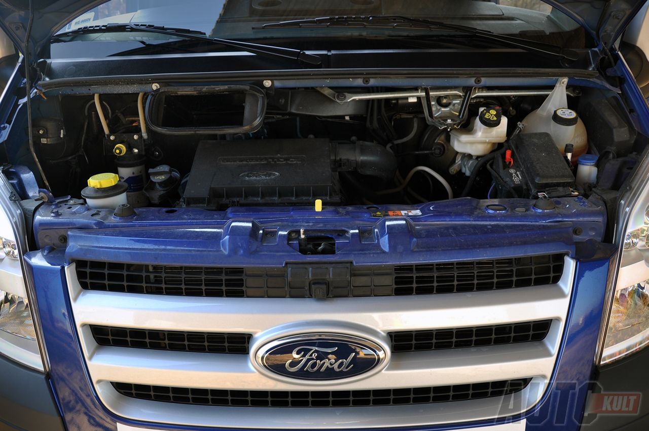 Ford Transit Sport Van (fot. Mariusz Zmysłowski)