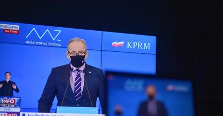 Nowe zasady dot. walki z COVID-19 od 1 lutego. Co się zmieni?