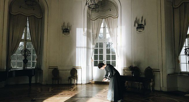 Maria Skłodowska-Curie w spocie HFPC przeciw cyberprzemocy wobec kobiet (wideo)