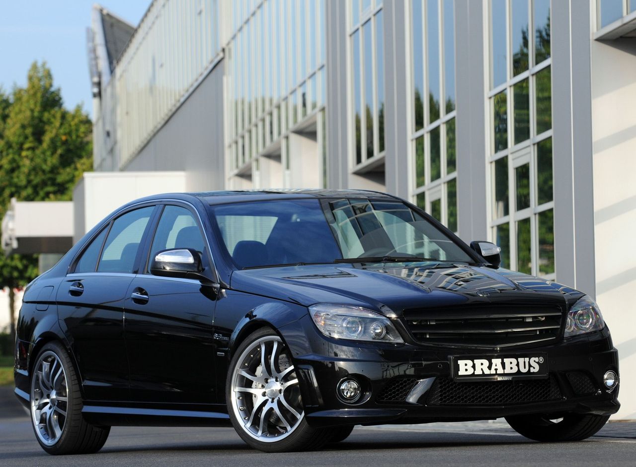 Brabus C 63 AMG B 63 S fot.1 Brabus C 63 AMG B 63 S [530 KM, 315 km/h]