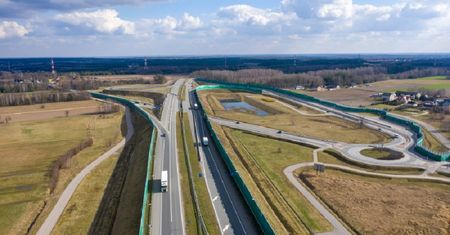 Autostrada A2 będzie dłuższa o 32 km. GDDKiA podpisała umowę z wykonawcami