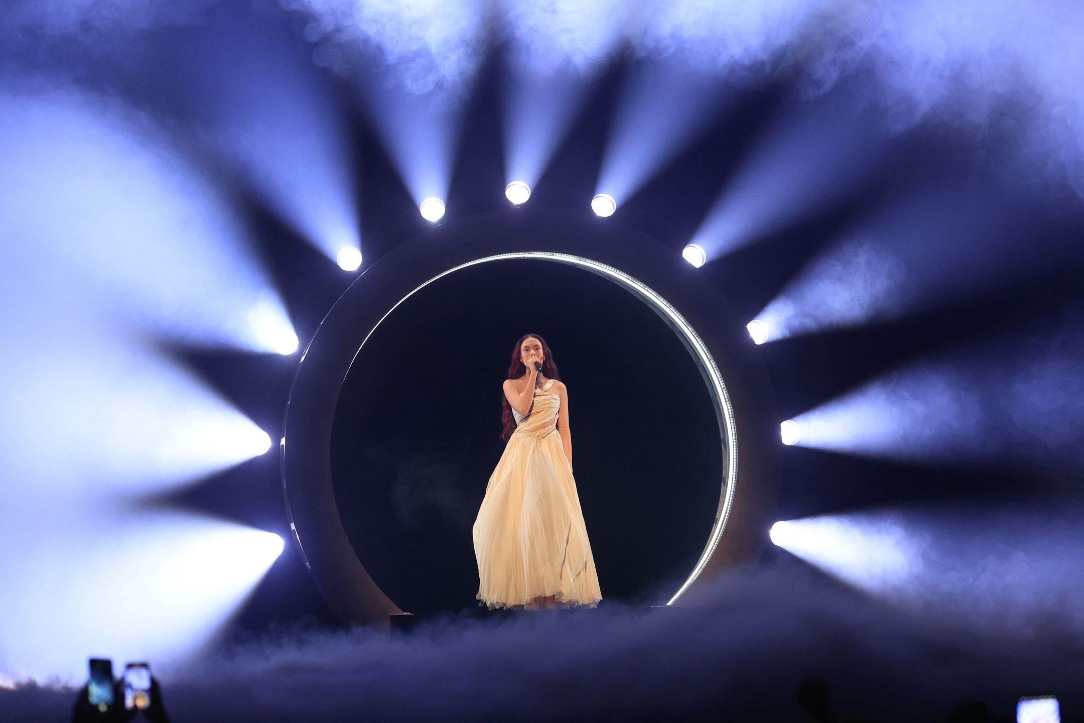 Eden Golan representing Israel with the song 'Hurricane' performs during the preview for the second semi-final of the 68th edition of the Eurovision Song Contest (ESC) at Malmö Arena, in Malmö, Sweden, 09 May 2024. EPA/ANDREAS HILLERGREN SWEDEN OUT Dostawca: PAP/EPA.