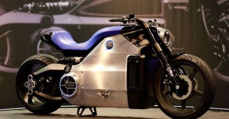Najmocniejszy elektryczny cruiser: Voxan Wattman [aktualizacja]
