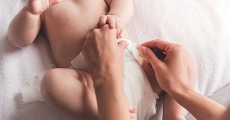 Pielęgnacja noworodka - jak dbać o jego higienę?