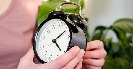 Zapytali Polaków o zmianę czasu. Jest najnowszy sondaż