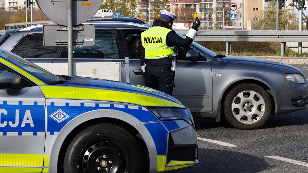 Policja podsumowała weekend na drogach
