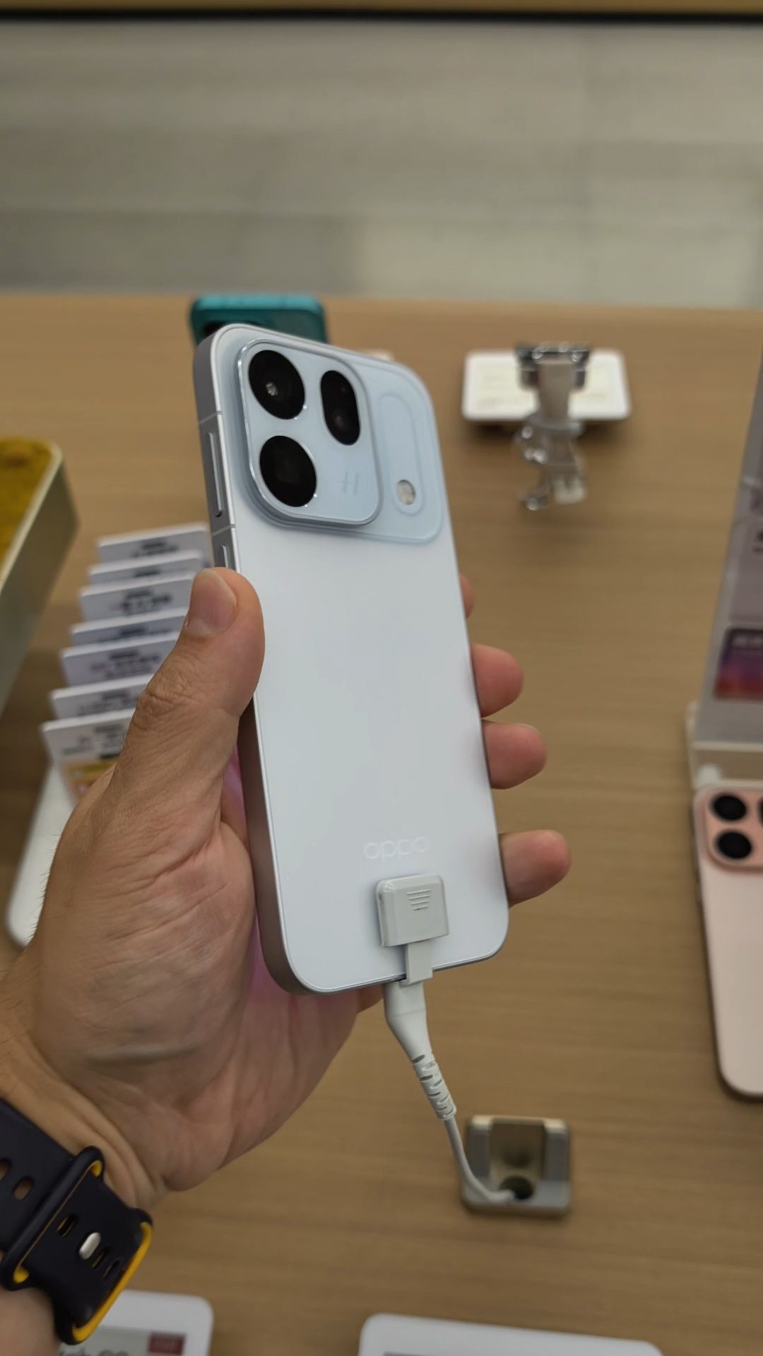 OPPO Find X10