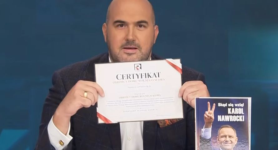 Nowy sposób Republiki na zbiórkę. Książka z certyfikatem dla obrońcy