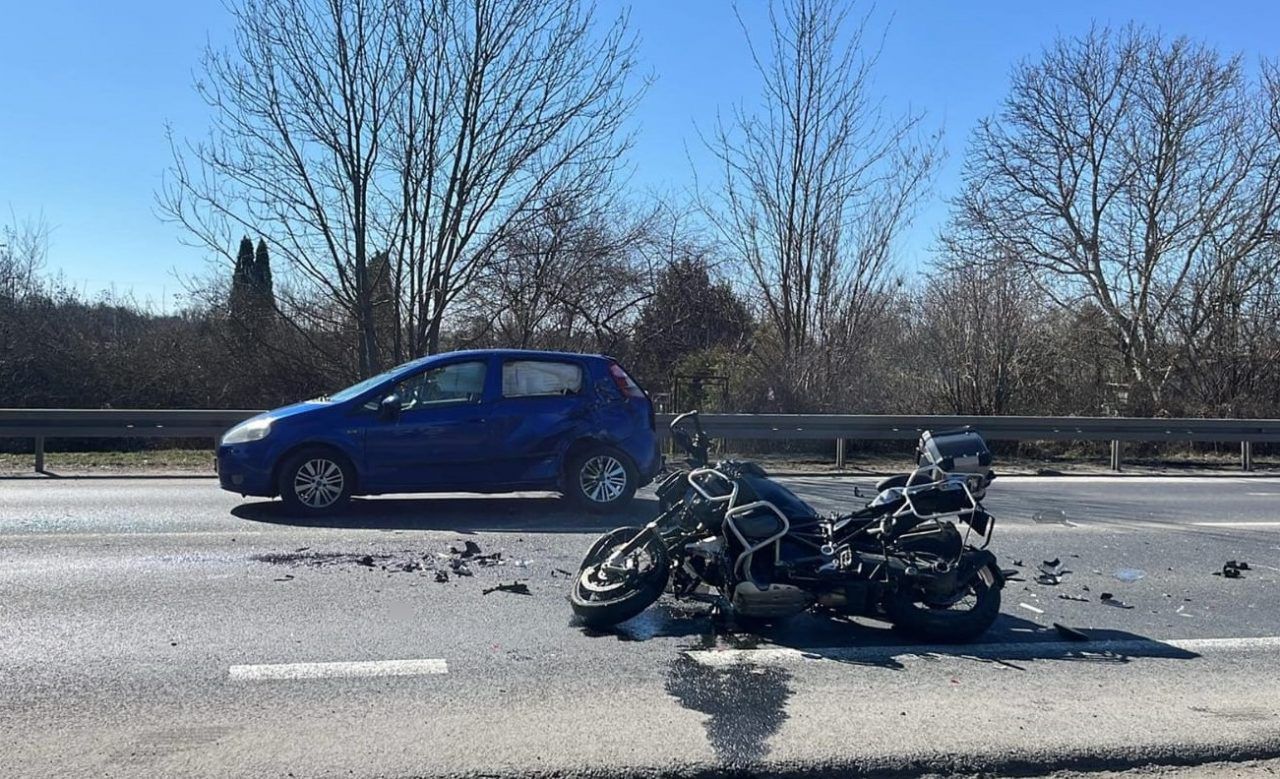 Poważny wypadek w Tychach. Ranny kierowca motocykla