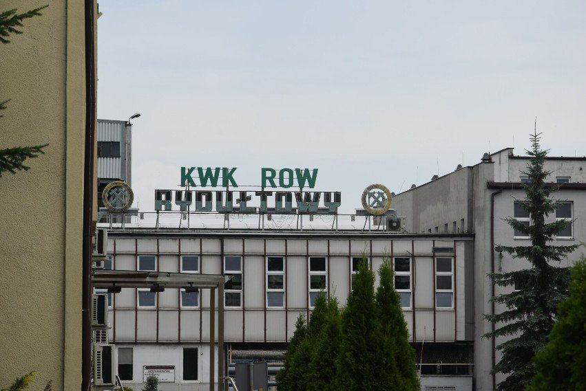 Górnictwo wykorzysta ciepło z wód dołowych. Instalacje powstaną w trzech kopalniach. Ciepło popłynie do osiedli mieszkaniowych