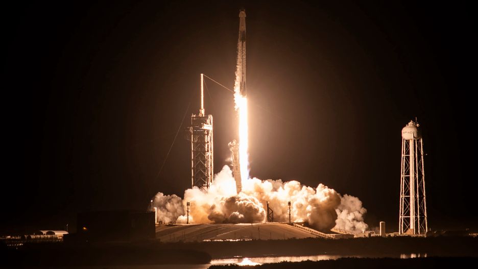 Start rakiety Falcon-9 z przylądka Canaveral na Florydzie