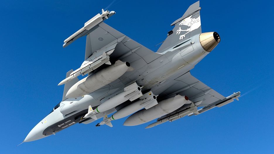 Szwedzki JAS 39 Gripen z fałszywą kabiną