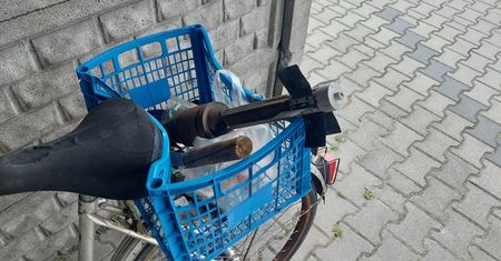 Znalazł pocisk do granatnika. Chciał go sprzedać w skupie złomu