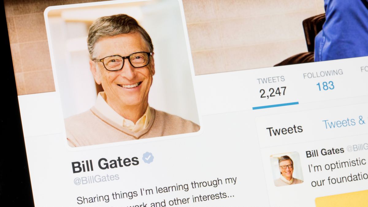 Konto Billa Gatesa na Twitterze z depositphotos