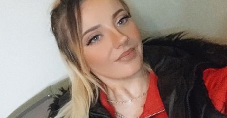 Ojciec rozjechał córkę w ślepej uliczce. Był pijany. 19-latka zmarła