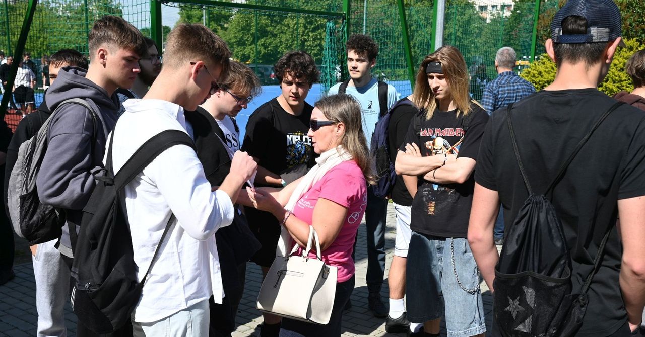 Dzień Otwarty Zespołu Szkół Informatycznych w Kielcach. Pojawiło się mnóstwo zaciekawionych ósmoklasistów. Zobacz zdjęcia