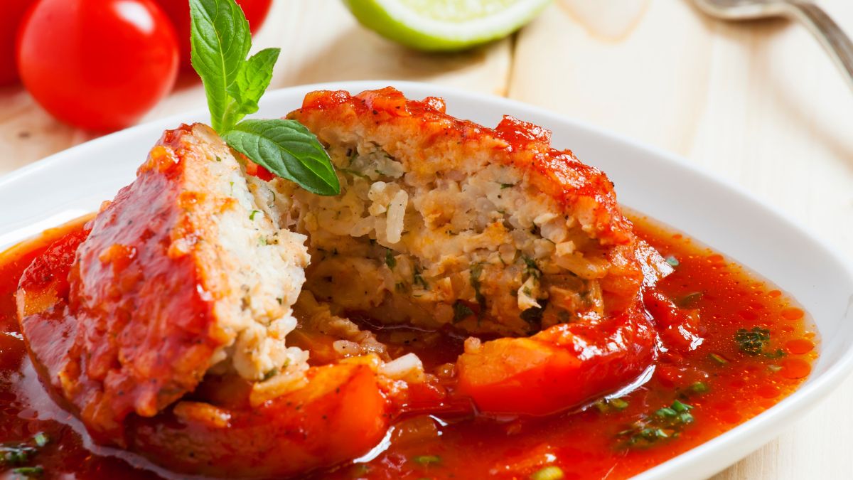 Gołąbki bez zawijania z piekarnika. Pyszne i znacznie mniej pracochłonne!