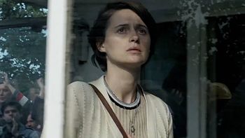 Polacy będą czekać do późna na ten film. To jedna z najgłośniejszych produkcji Wajdy