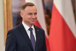 Rozmowa Dudy z fałszywym Macronem. "Powinny posypać się głowy"