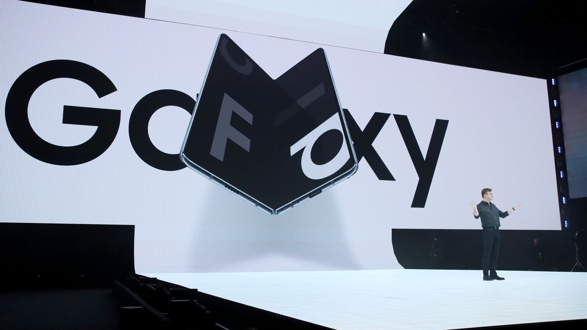 Galaxy Fold zniknął z serwisu iFixit (Getty Images)