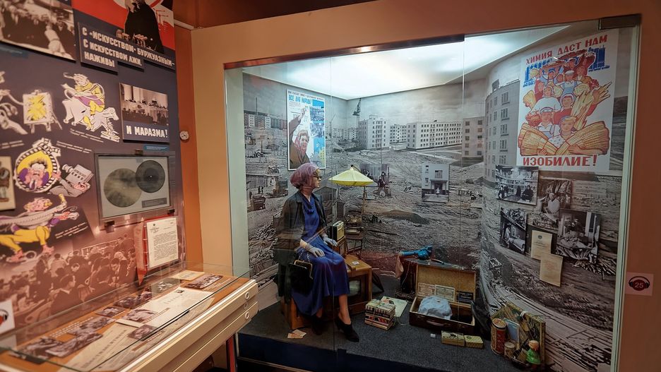 Rosjanie chcą napisać historię na nowo. W podręcznikach trzeba eliminować fragmenty, które mogłyby potwierdzać niezależność Ukrainy 