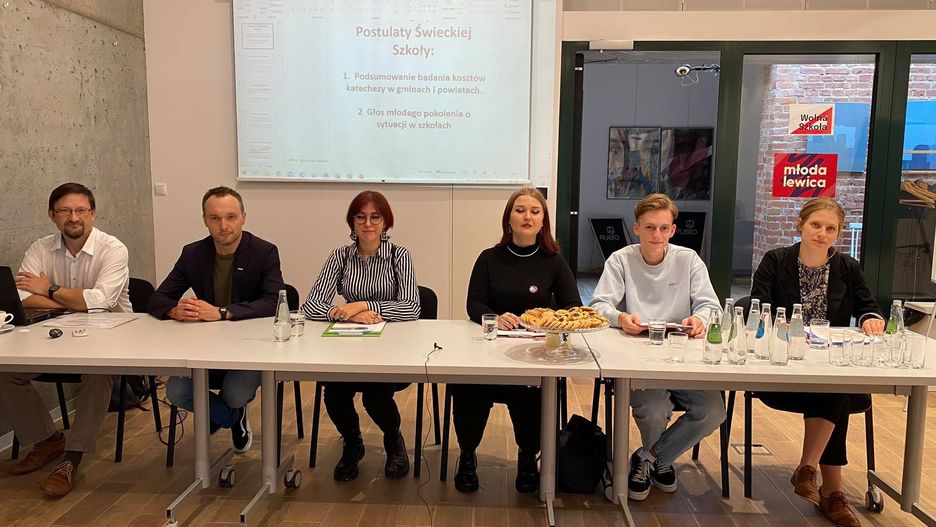 Konferencja prasowa ruchu Świecka Szkoła