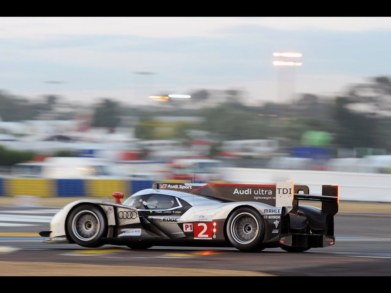 24H Le Mans 2011 gallery fot.9