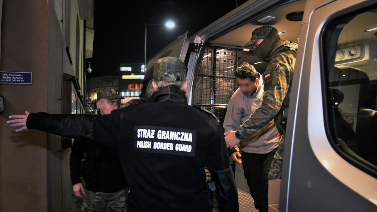 Deportacje po wyrokach i kradzieżach. Straż Graniczna nie odpusz