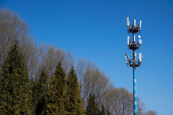 5G szkodliwe? Ekspert wyjaśnia popularne mity