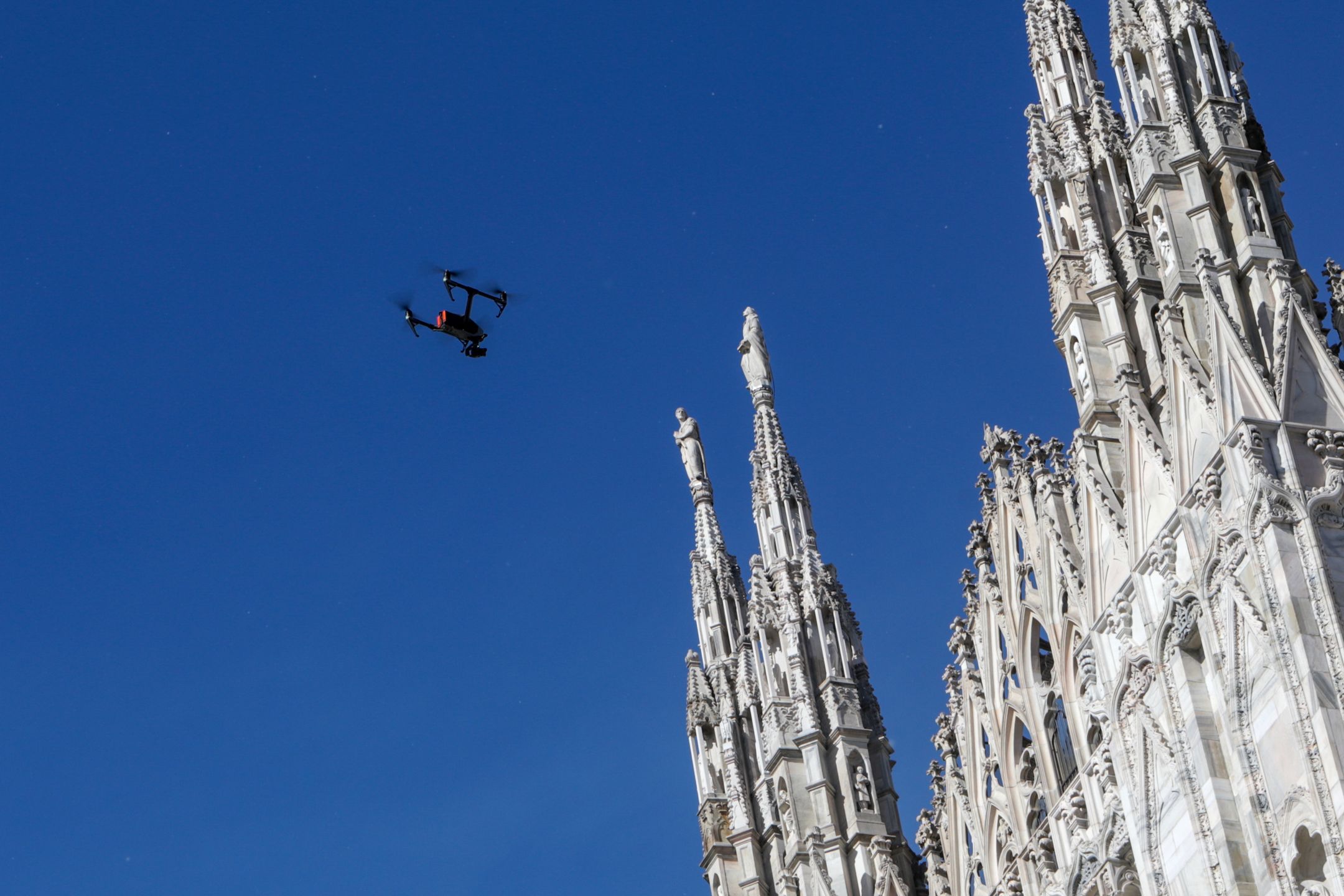 Dronowa rewolucja na polskim niebie. "Transport paczek możliwy jeszcze w tym roku" 8