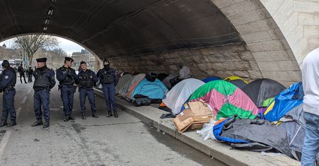 Na igrzyska ukrywa się biedę? Masa eksmisji w Paryżu
