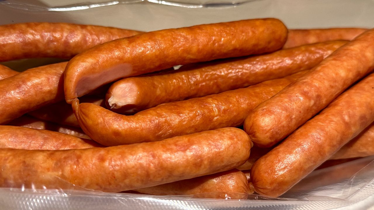 Polacy jedzą na kilogramy. Ale nie wiedzą o nich wszystkiego