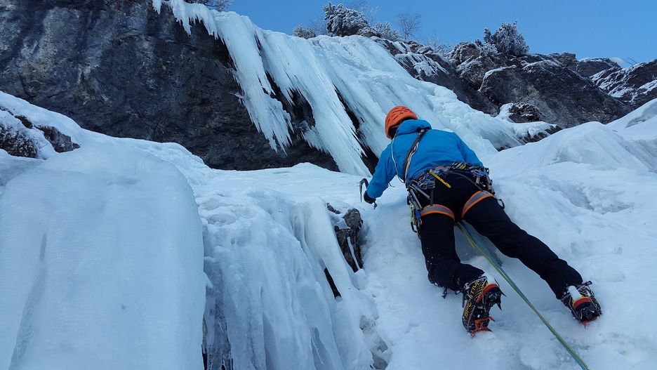 wspinaczka lodowa zimowa śnieg góry trekking