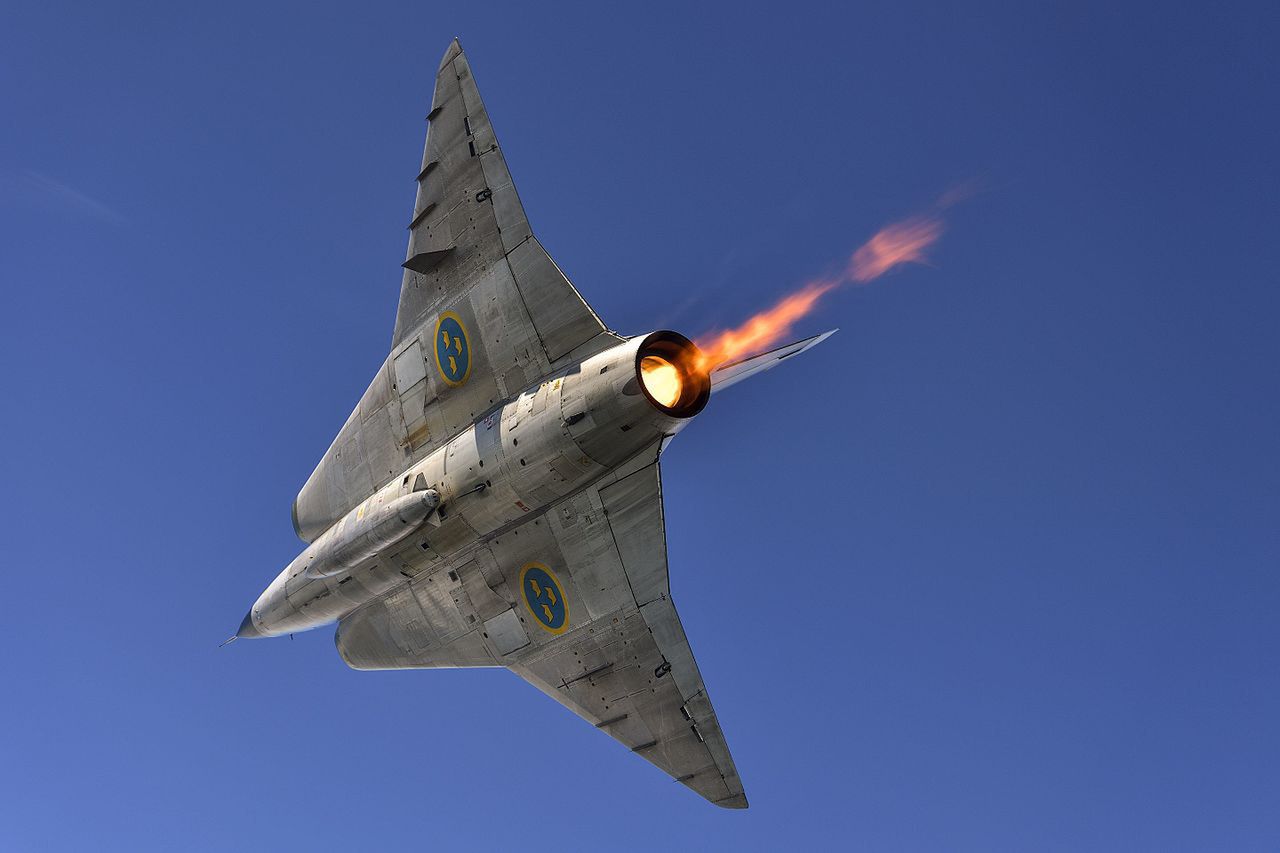 Saab 35 Draken - prawdopodobnie pierwszy samolot, na którym wykonywano Kobrę Pugaczowa