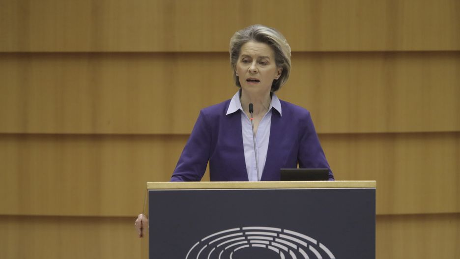Szczepionka na COVID przyspieszy? Von der Leyen składa deklarację